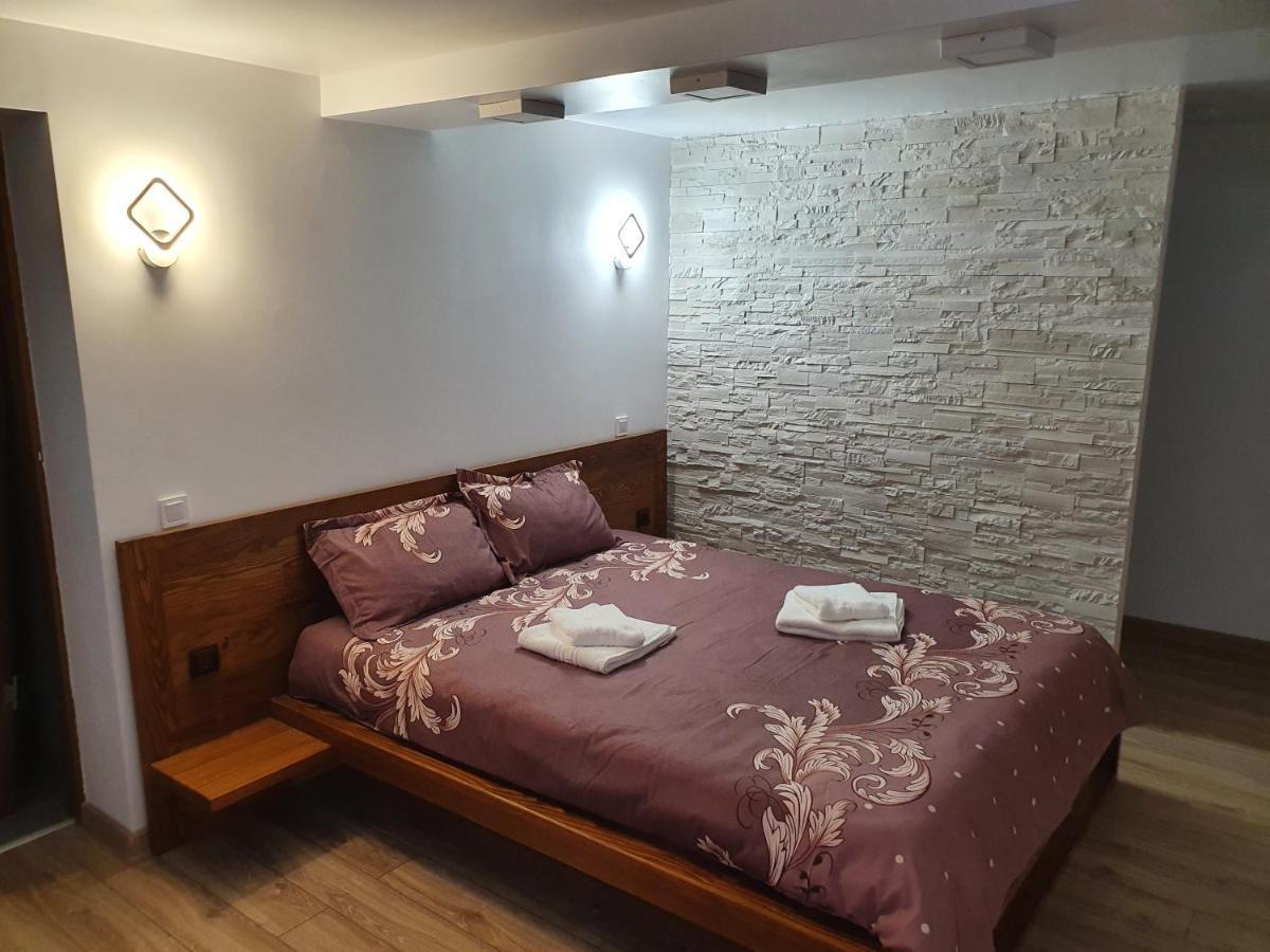Rooms Poienita Slănic-Moldova エクステリア 写真